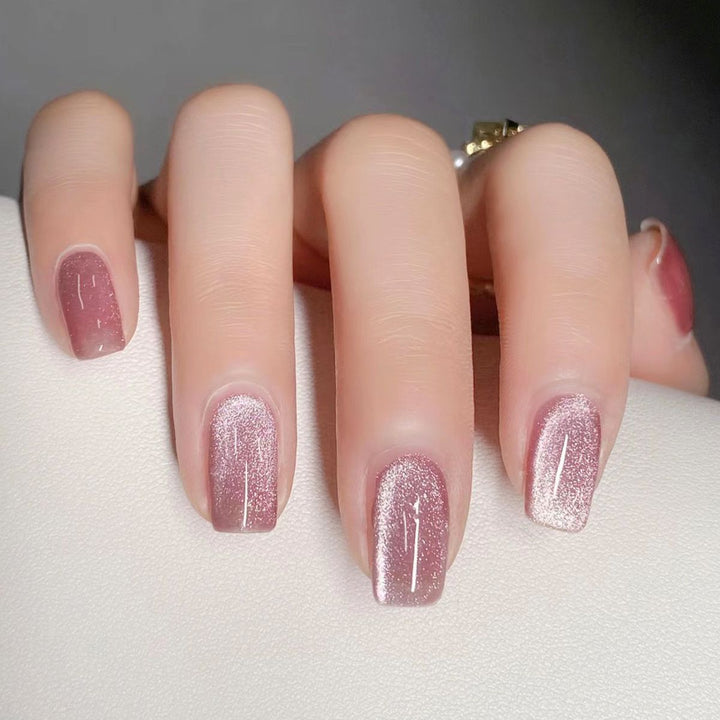 Glänzendes Press-On Nail Set Karnz