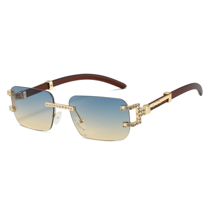 Damen Designer-Sonnenbrille mit einzigartigem Schmuckdetail Karnz