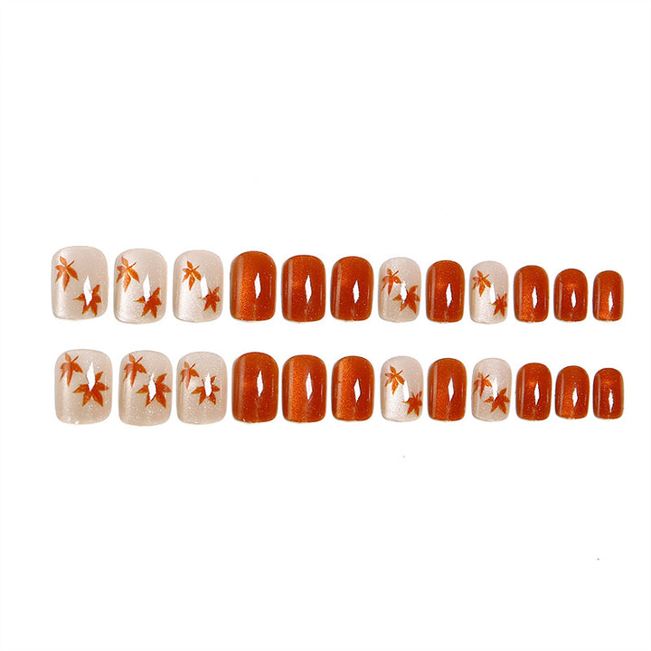 Elegantes Nagelset mit herbstlichen Blättern Karnz
