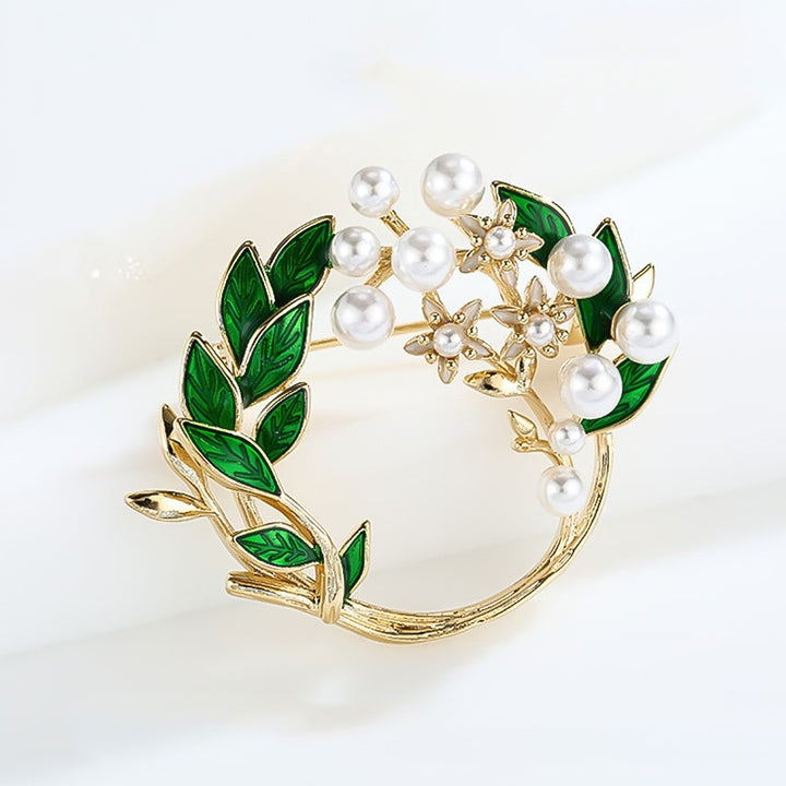 Exquisite Blumenbrosche Karnz