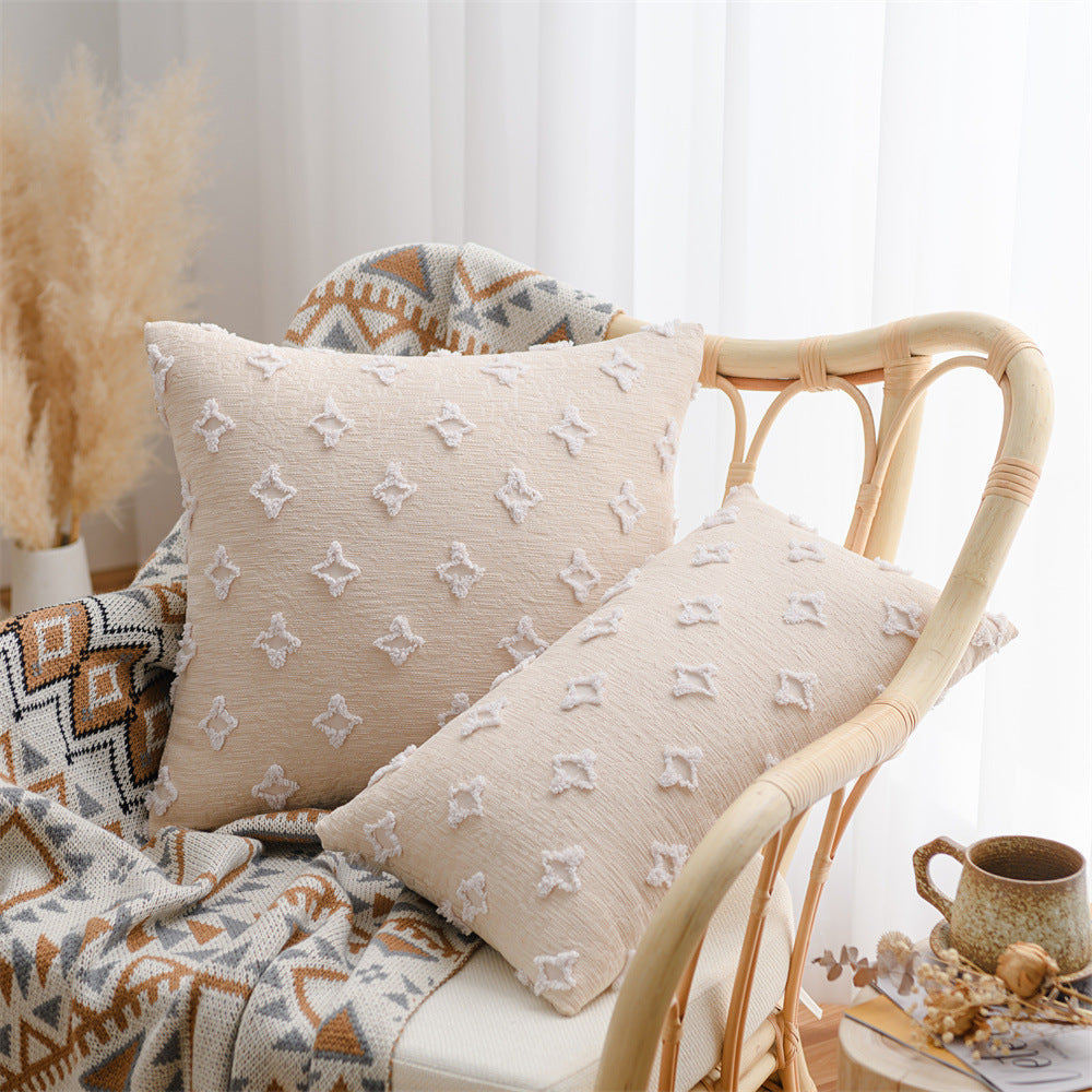 Dekorativer Kissenbezug im Boho‑Skandi‑Mix mit handtuftetem 3D‑Diamantrelief Karnz