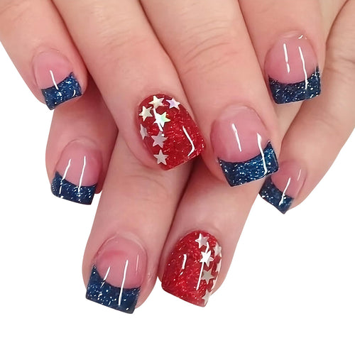 Glitzernde Nagelkunst Karnz
