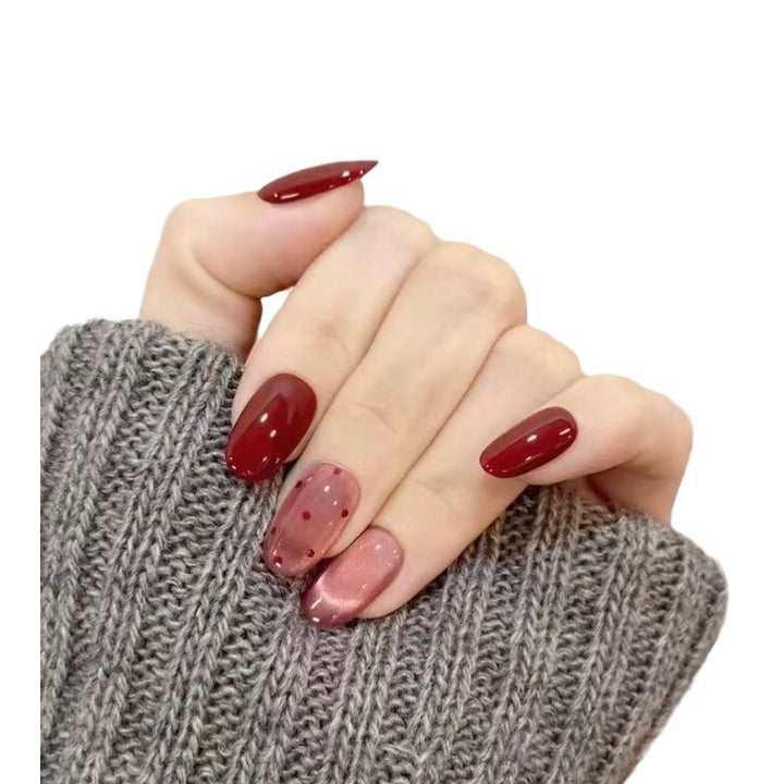Künstlerische Press-On Nagelkollektion Karnz