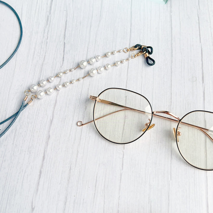 Perlenakzentierte Brillenhalterkette Karnz