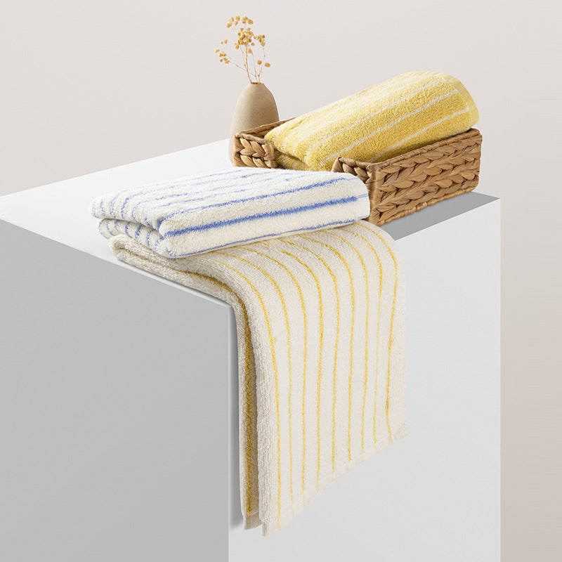 Damen Velours-Badetuch mit gestreiftem Design Karnz