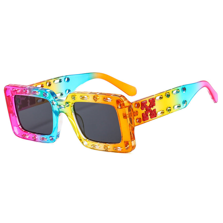Damen Modische Sonnenbrille mit einzigartigem Design Karnz