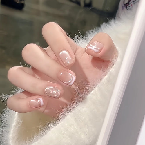 Elegantes Maniküre-Nagelset