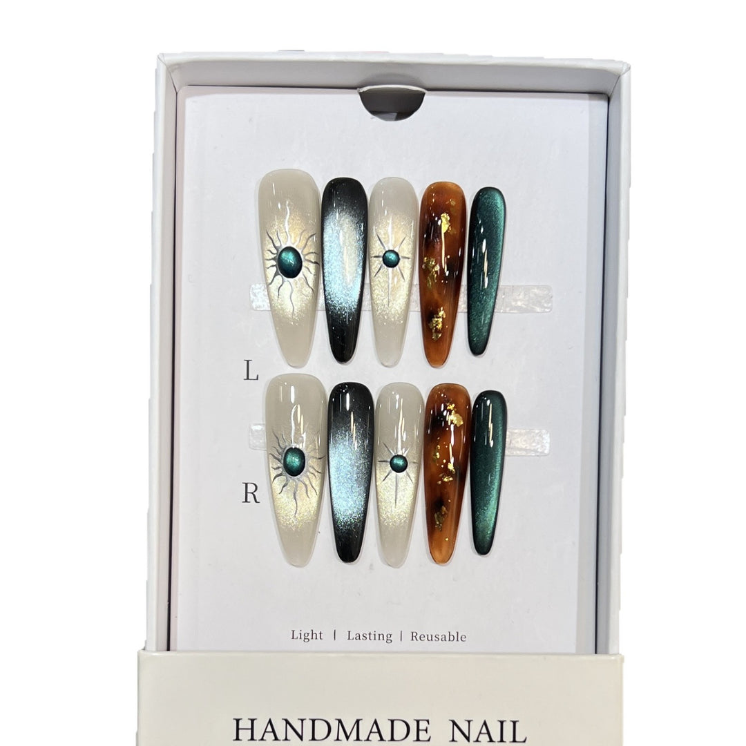 Handgefertigtes Press-On-Nagelset