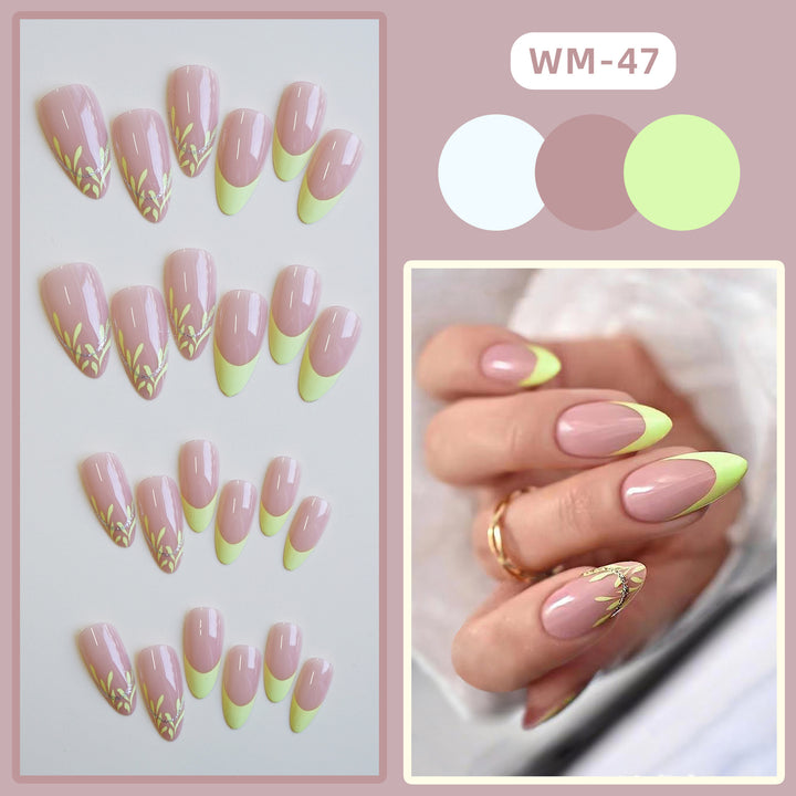 Stylisches Künstlerisches Press-On Nagel Set Karnz