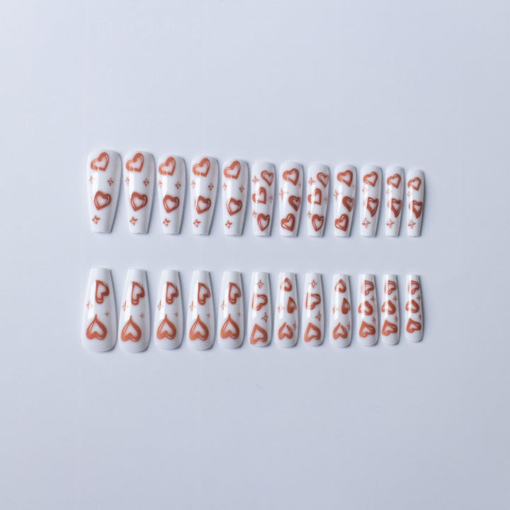 Romantisches Herzmuster-Nagelkunst-Set