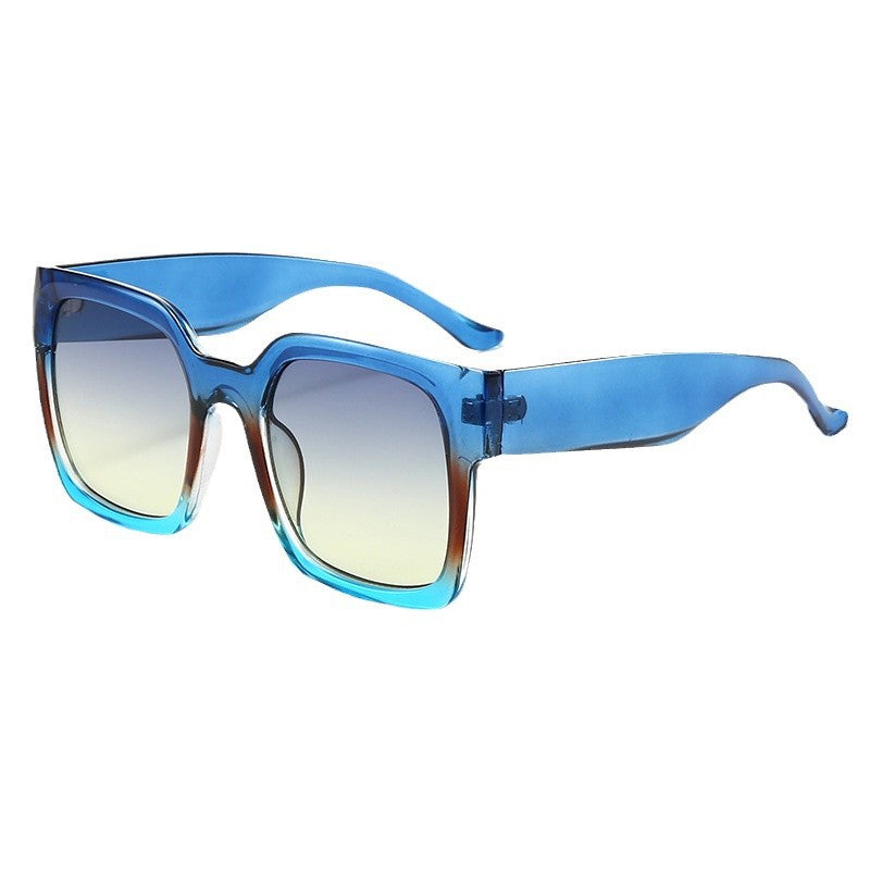 Damen quadratische Sonnenbrille mit stylischem Transparentrahmen und sanften Farbverlauf Karnz