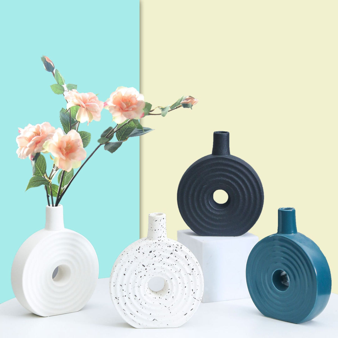 Dekorative runde Keramikvase Karnz
