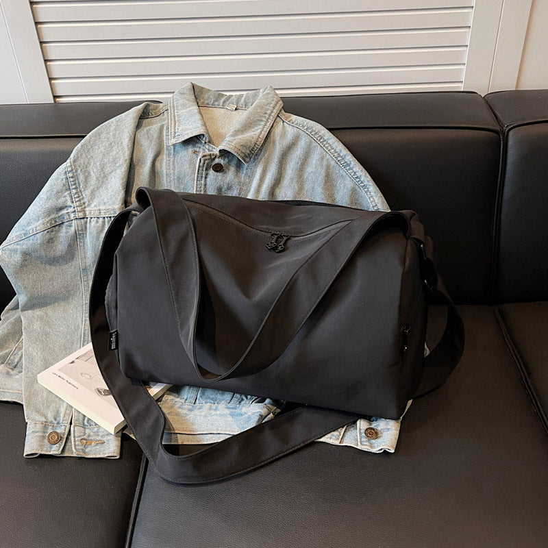 Stylische Reis-Kuriertasche