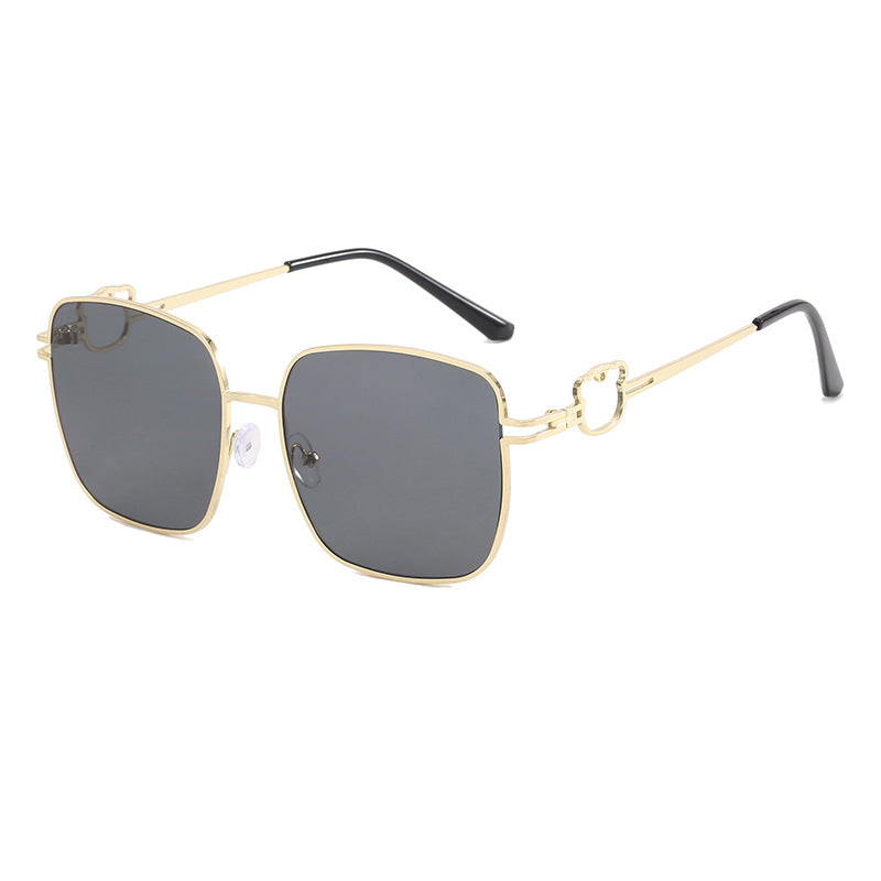 Damen modische quadratische Brille mit einzigartigen Akzenten Karnz