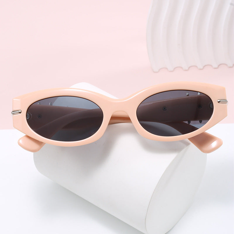 Damen elegante Cat-Eye Sonnenbrille mit modischen Akzenten Karnz