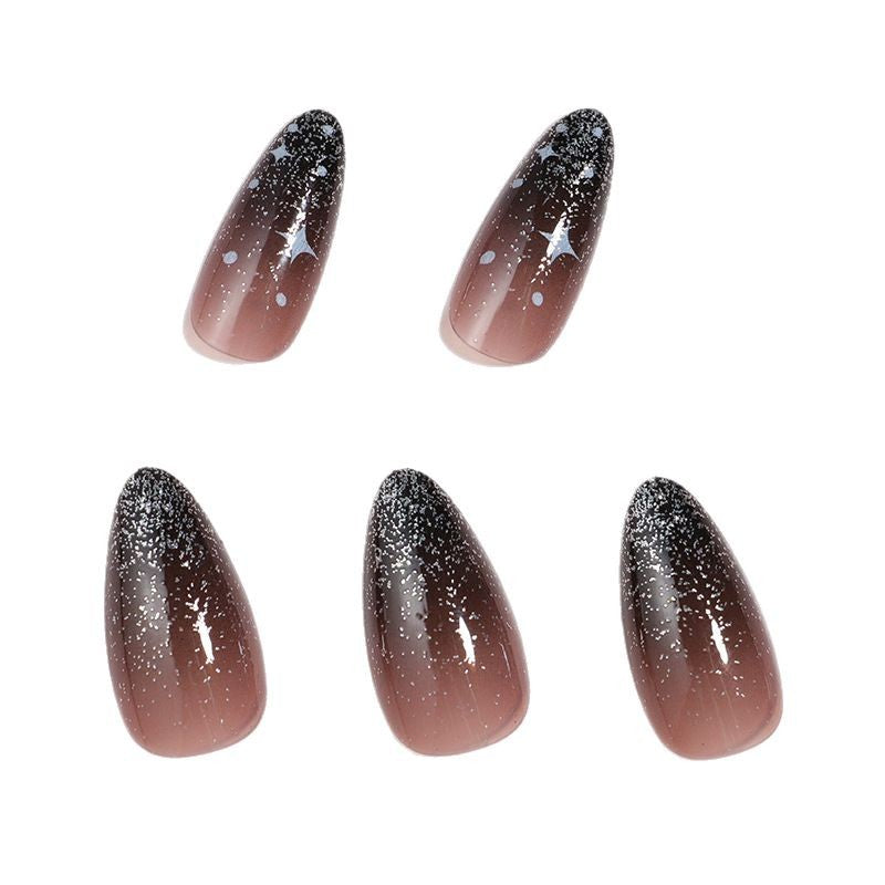 Künstlerisches Ombre Press-On Nagelset mit himmlischem Design Karnz