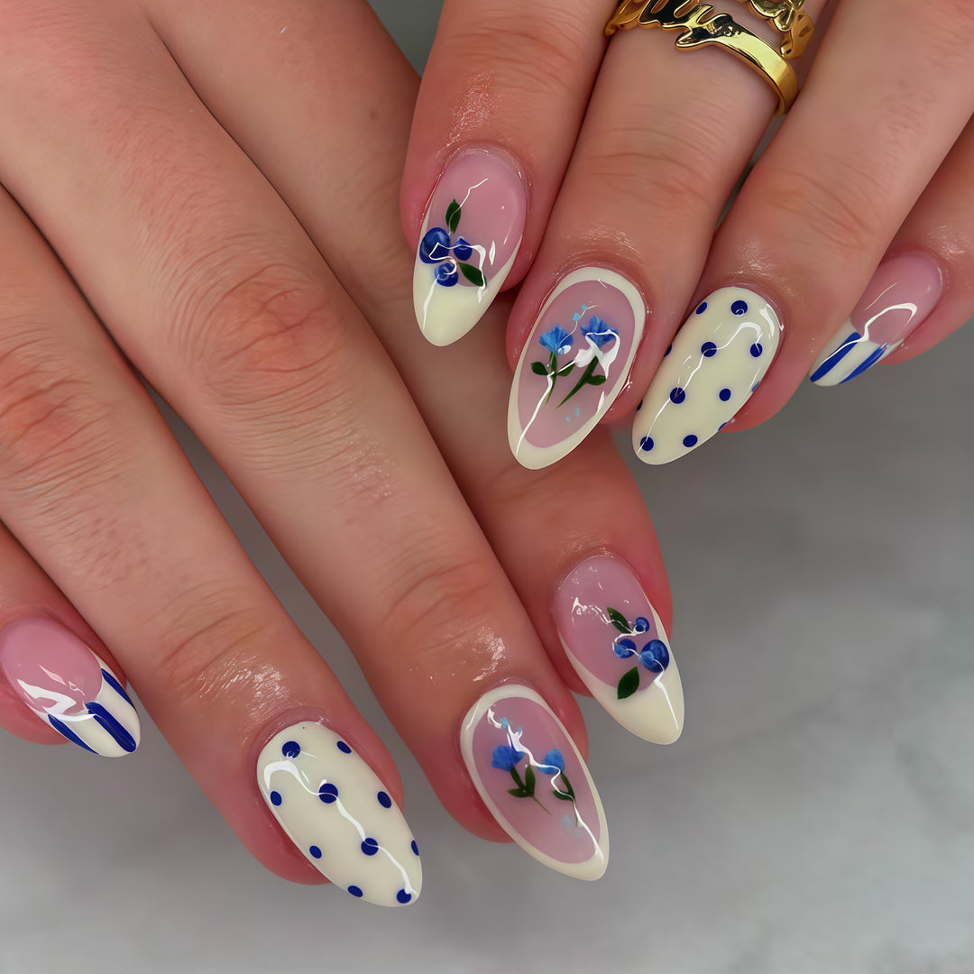 Künstlerische Design-Nagelüberzüge Karnz