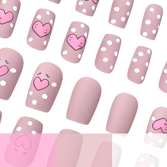 Künstlerische Herz-Themen-Nagelkunst Karnz