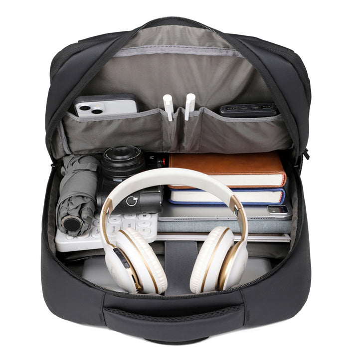 Hochwertiger Business Rucksack mit Mehreren Fächern und Gepolstertem Laptopfach Karnz