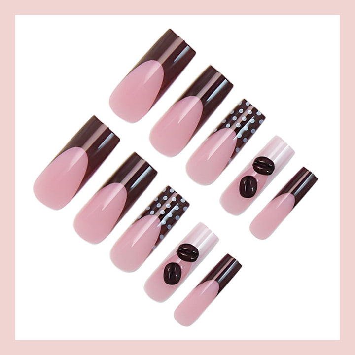 Kunstnagelset mit eleganten Schokoladen- und Kaffeekreationen Karnz