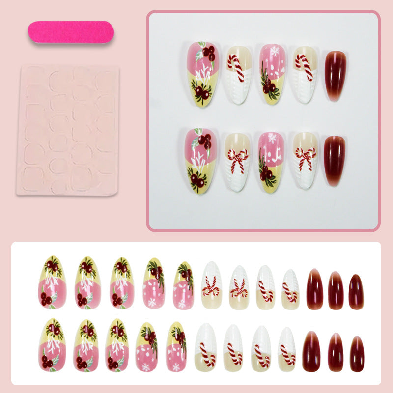 Kunstnagelset mit winterlichen und festlichen Designs Karnz
