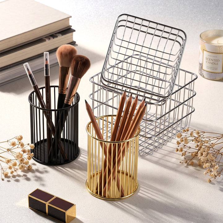 Eleganter Tischorganizer Aus Metallenen Stäben Karnz