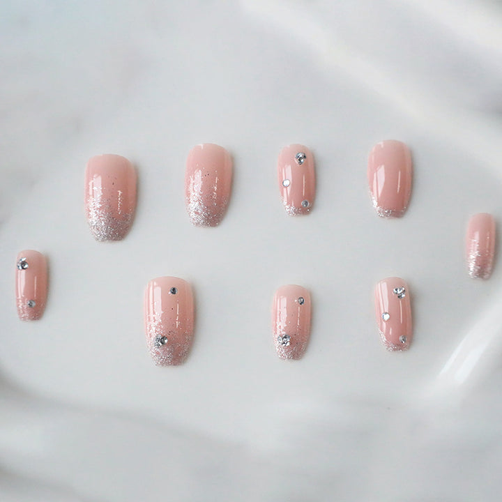 Elegante Kristall Dekor Nagelkunst Karnz