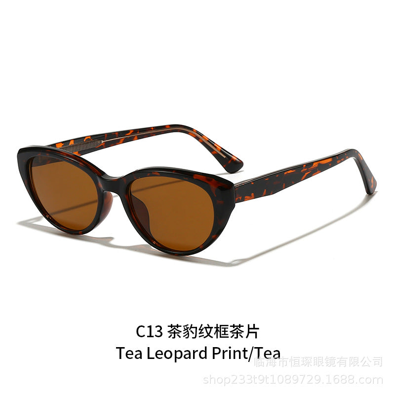 Damen Cat-Eye Sonnenbrille mit hochwertigem, transparentem Rahmen und UV-Schutz Karnz