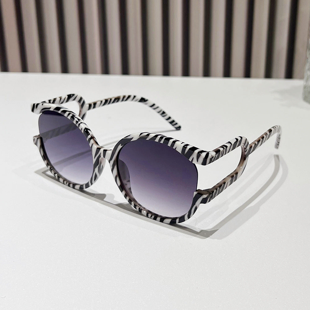 Avant-Garde Zirkuläre Rahmen Sonnenbrille Karnz