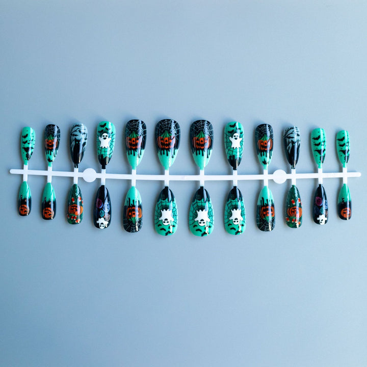 Halloween-Themed Kreatives Nagelkunst-Kit  1790957806