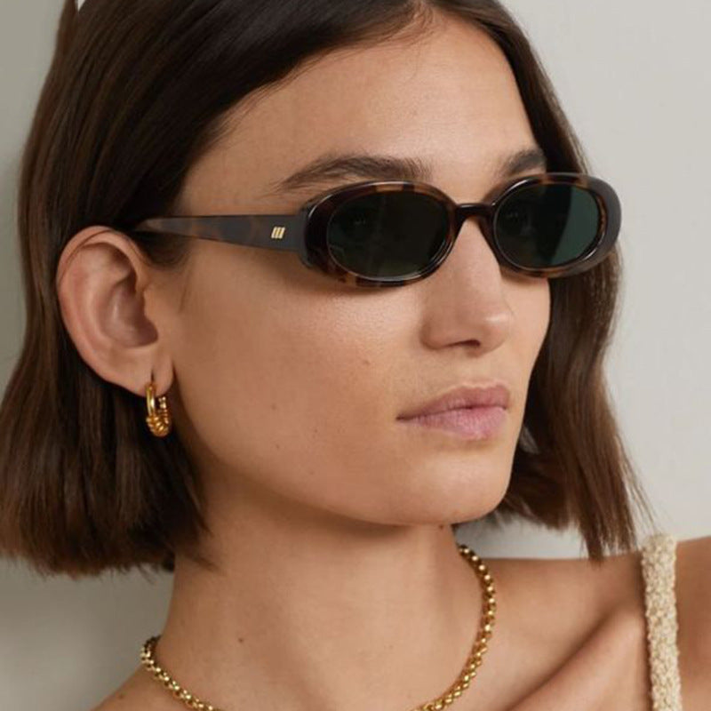 Damen modische Sonnenbrille im eleganten Schildkrötendesign Karnz
