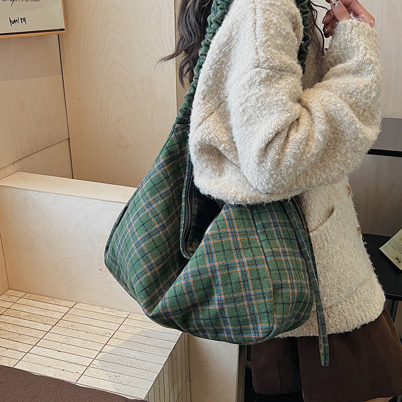 Chic Everyday Hobo Bag Karnz