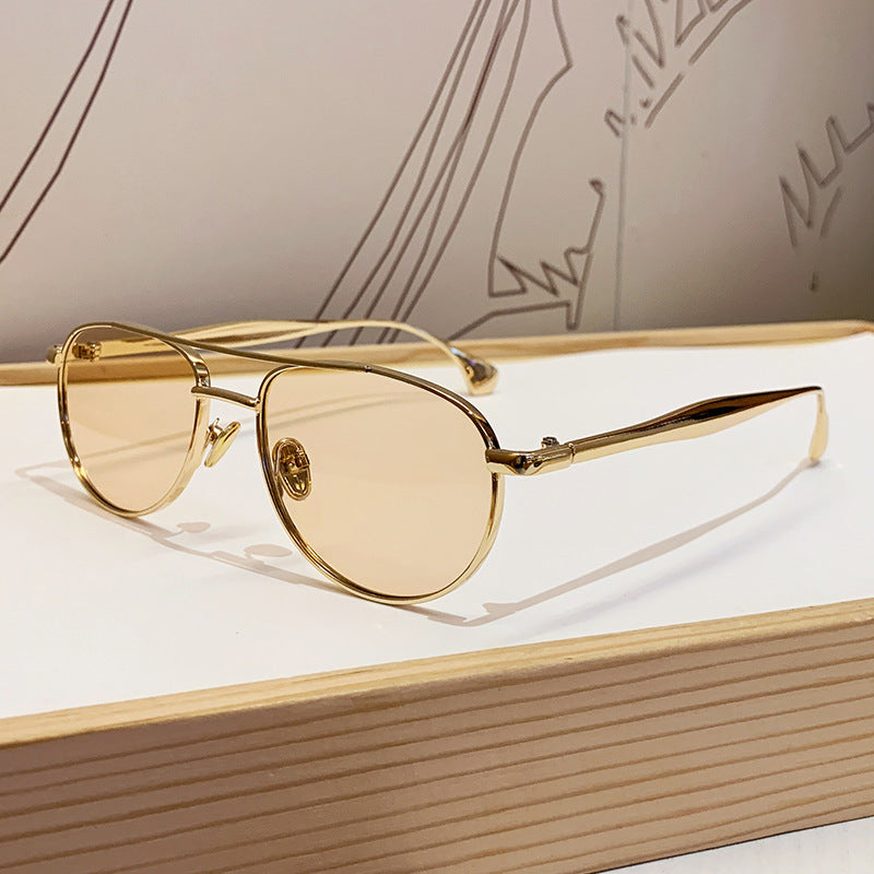 Damen modische Piloten-Sonnenbrille mit elegantem Goldrahmen Karnz
