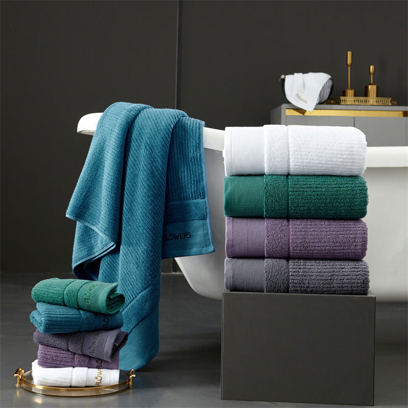 Luxuriöses Frottier-Handtuch-Set aus Baumwollvelours mit Rippenstruktur