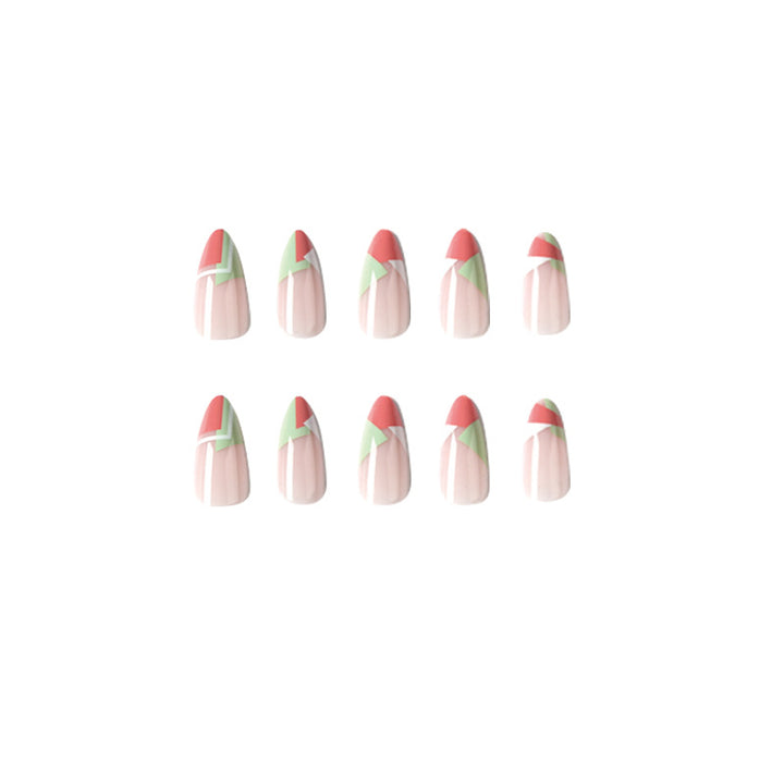 Kunstvolle Nailart im trendigen Design Karnz