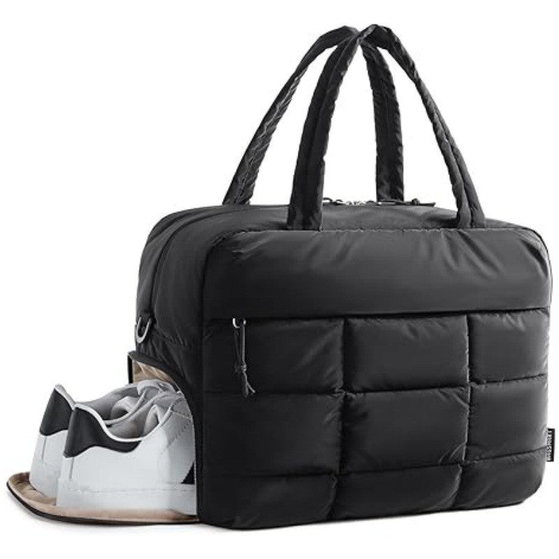 Stylische gesteppte Sporttasche Karnz