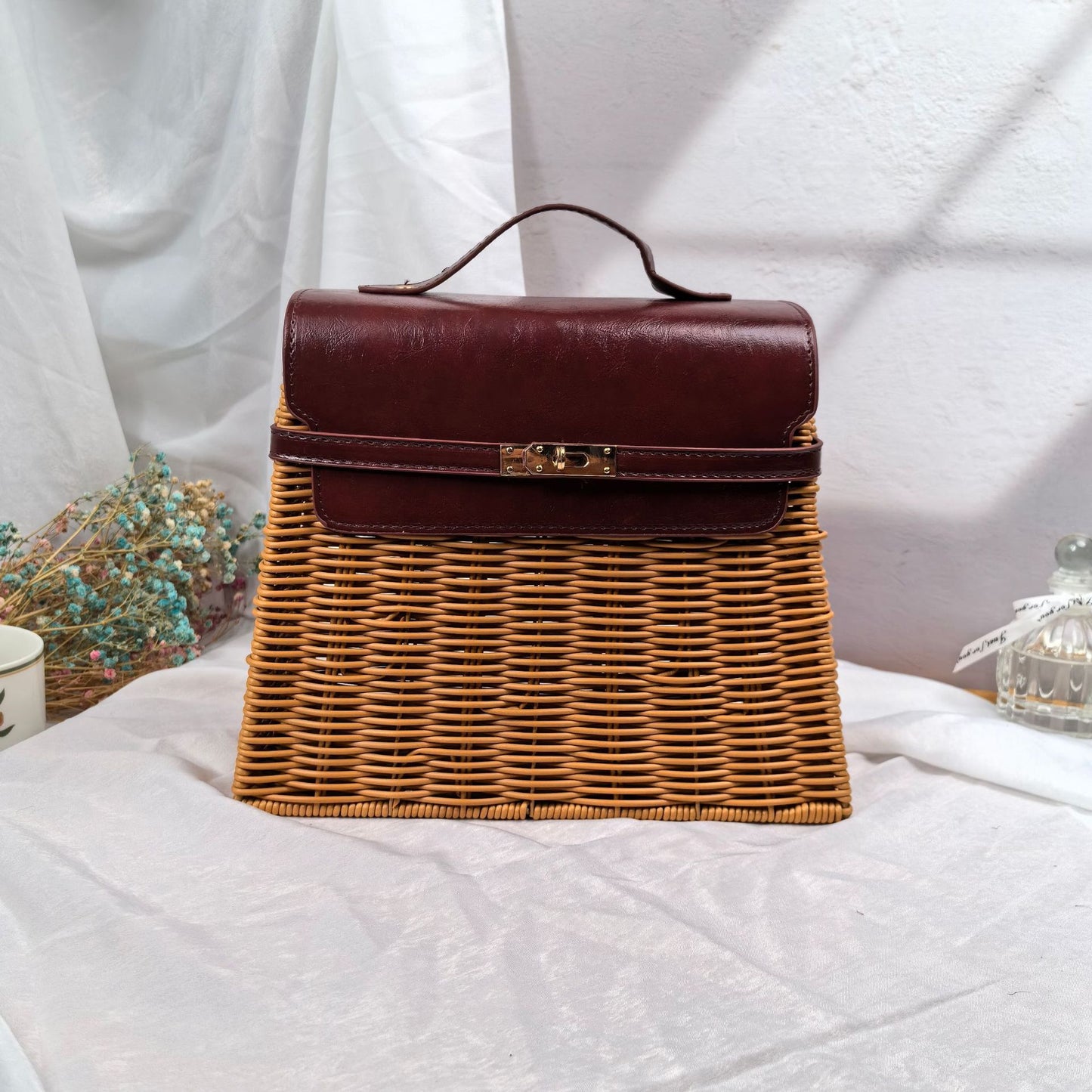 Damen eleganter geflochtener Handtasche mit Holzdeckel Karnz