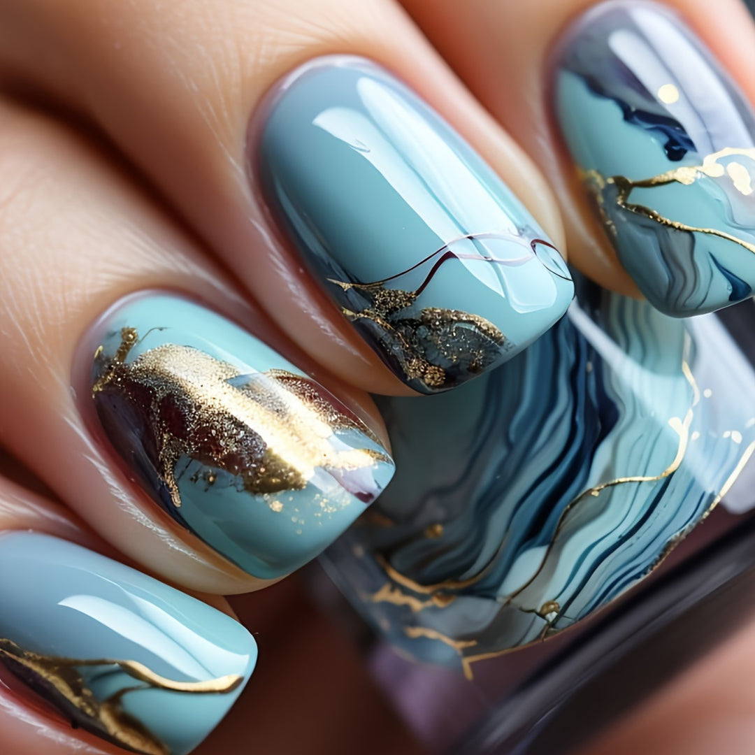 Luxus Kunstnägel mit Maritimem Marmor-Design Karnz