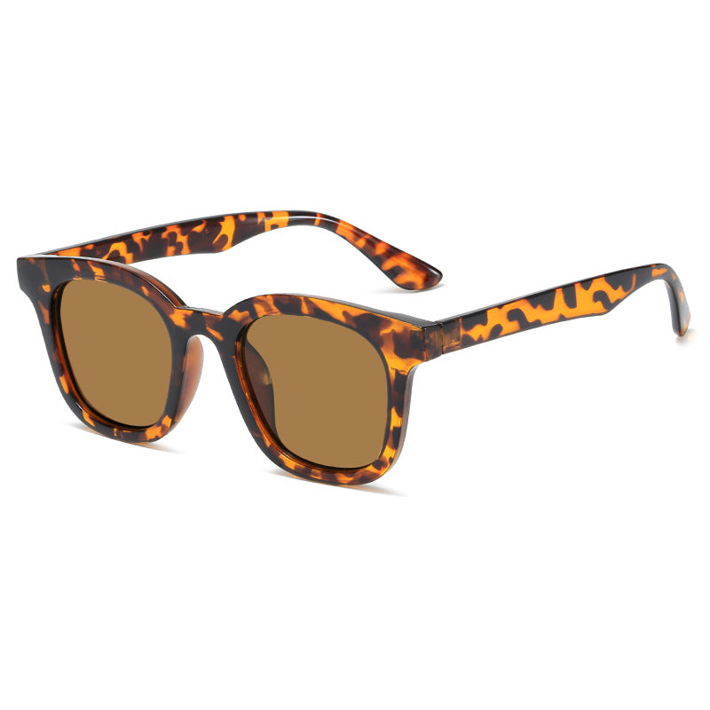 Damen Modische Oversized-Sonnenbrille mit luxuriösem Design Karnz