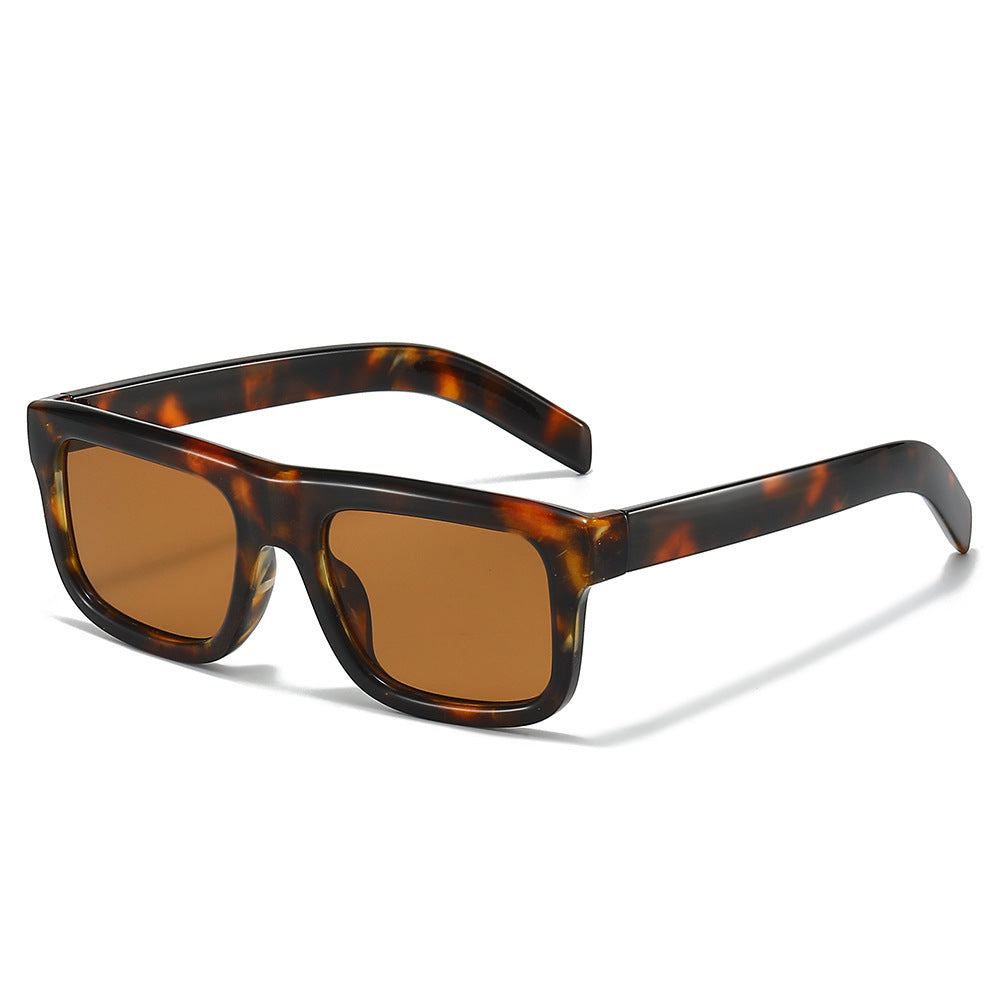 Zeitgenössische Sonnenbrille mit breitem Rahmen Karnz