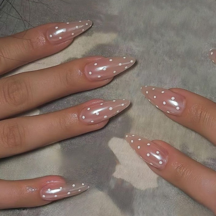Künstlerische Punkte Stiletto Press-On Nägel Karnz