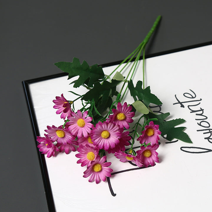 Dekorative Blumenarrangements für die Wohnkultur