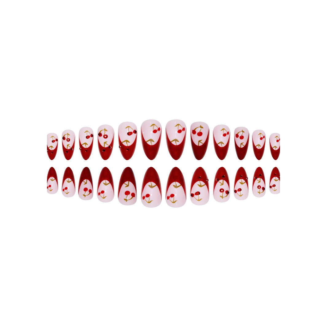 Dekorative Stiletto Nagelkunst Karnz