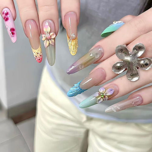 Künstlerische Blumenmuster Druck-Nagelverbesserungen