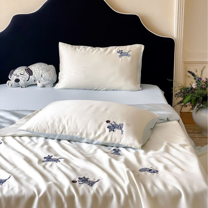 Satin-Bettwäsche-Set mit feiner Lama-Stickerei