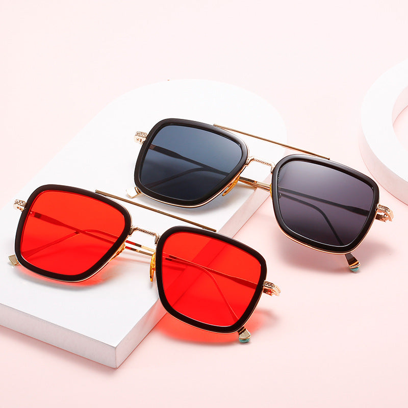Damen modische quadratische Sonnenbrille mit luxuriösem Metallrahmen Karnz