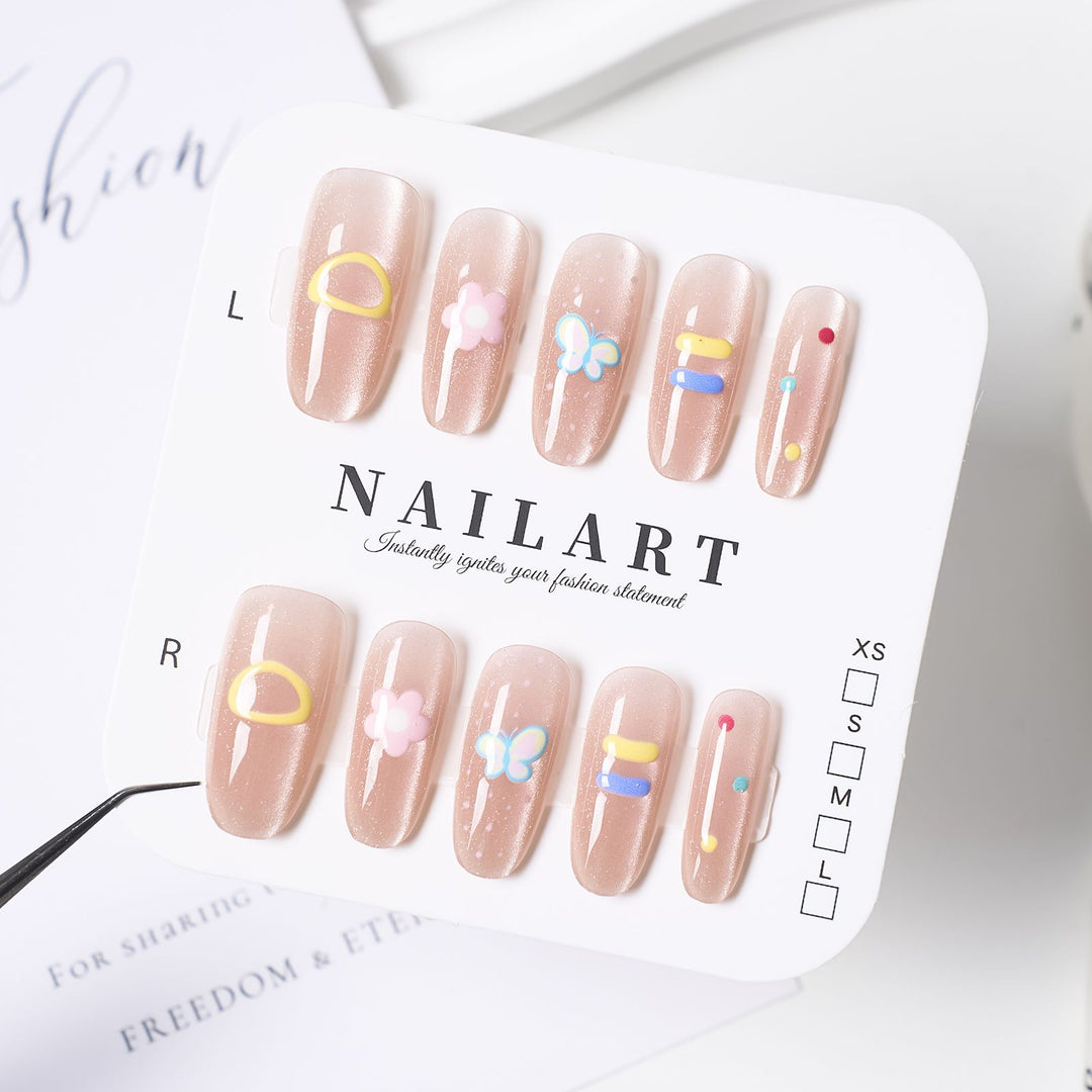 Dekorativer Fashion-Nagel-Set Karnz