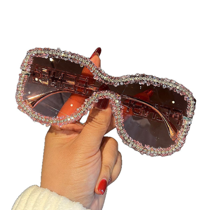 Damen Glamouröse Sonnenbrille mit auffälligem Kristallrahmen Karnz