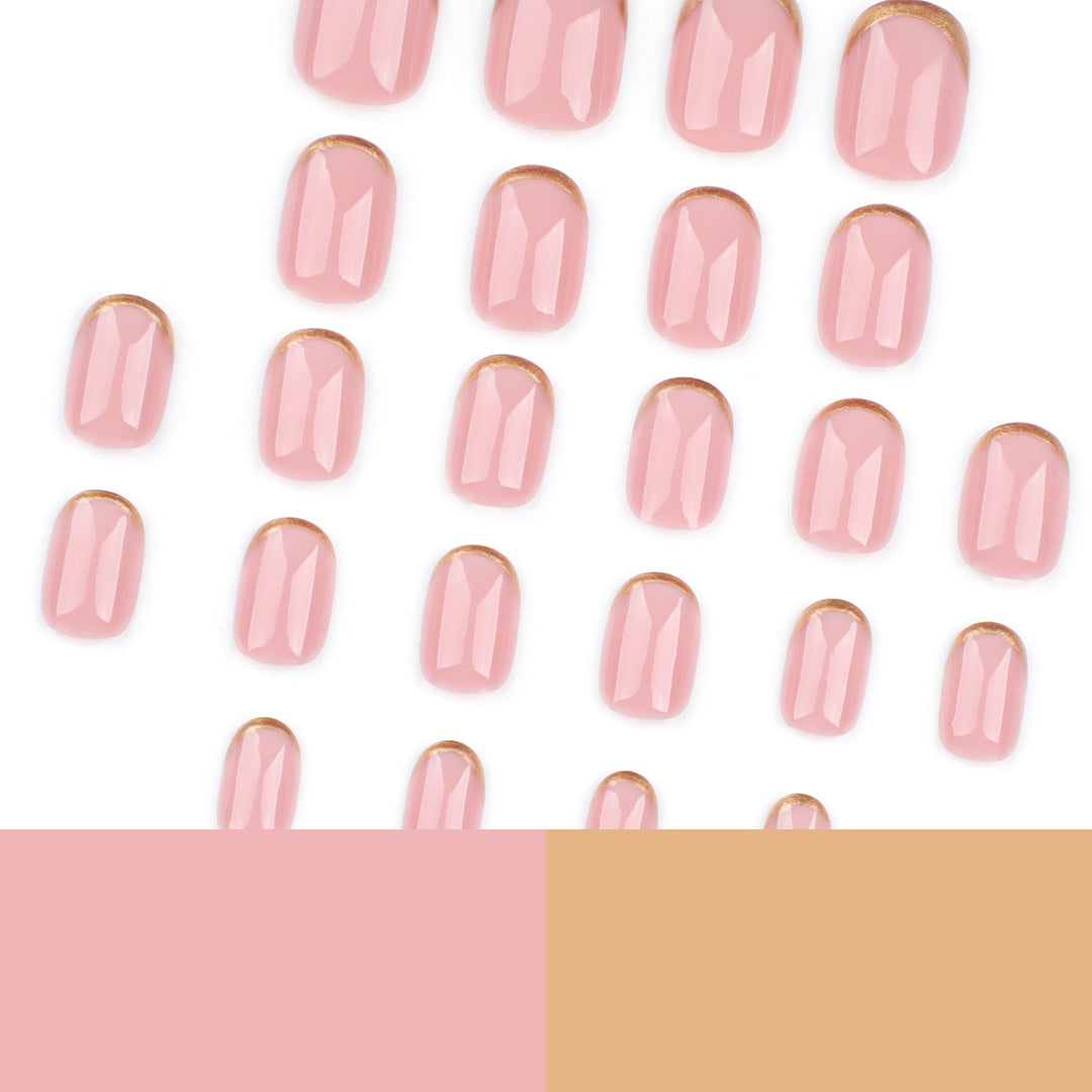 Elegante Nagelkunst im modernen French-Tip Stil Karnz