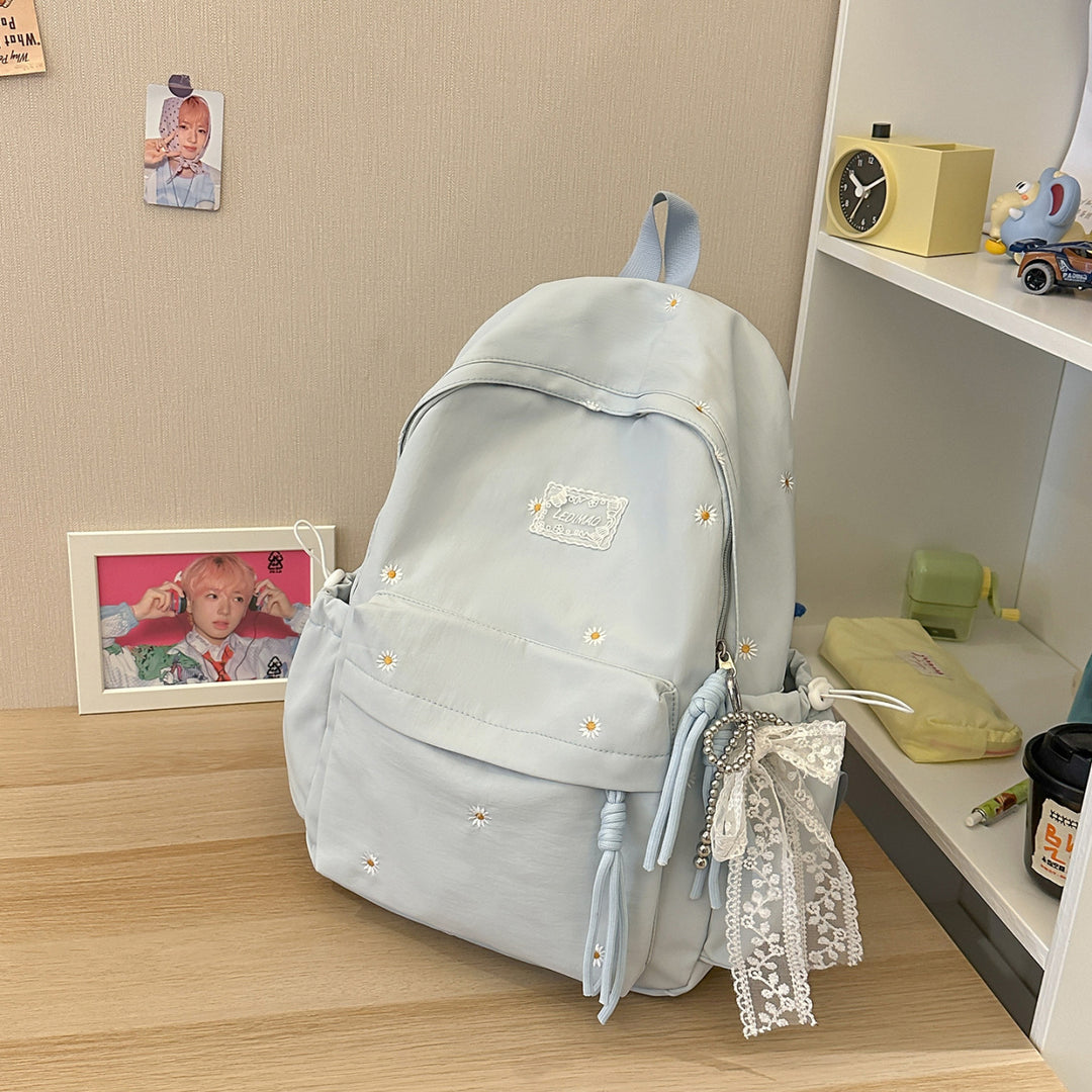 Stylischer backpack mit floralem Schmuck Karnz